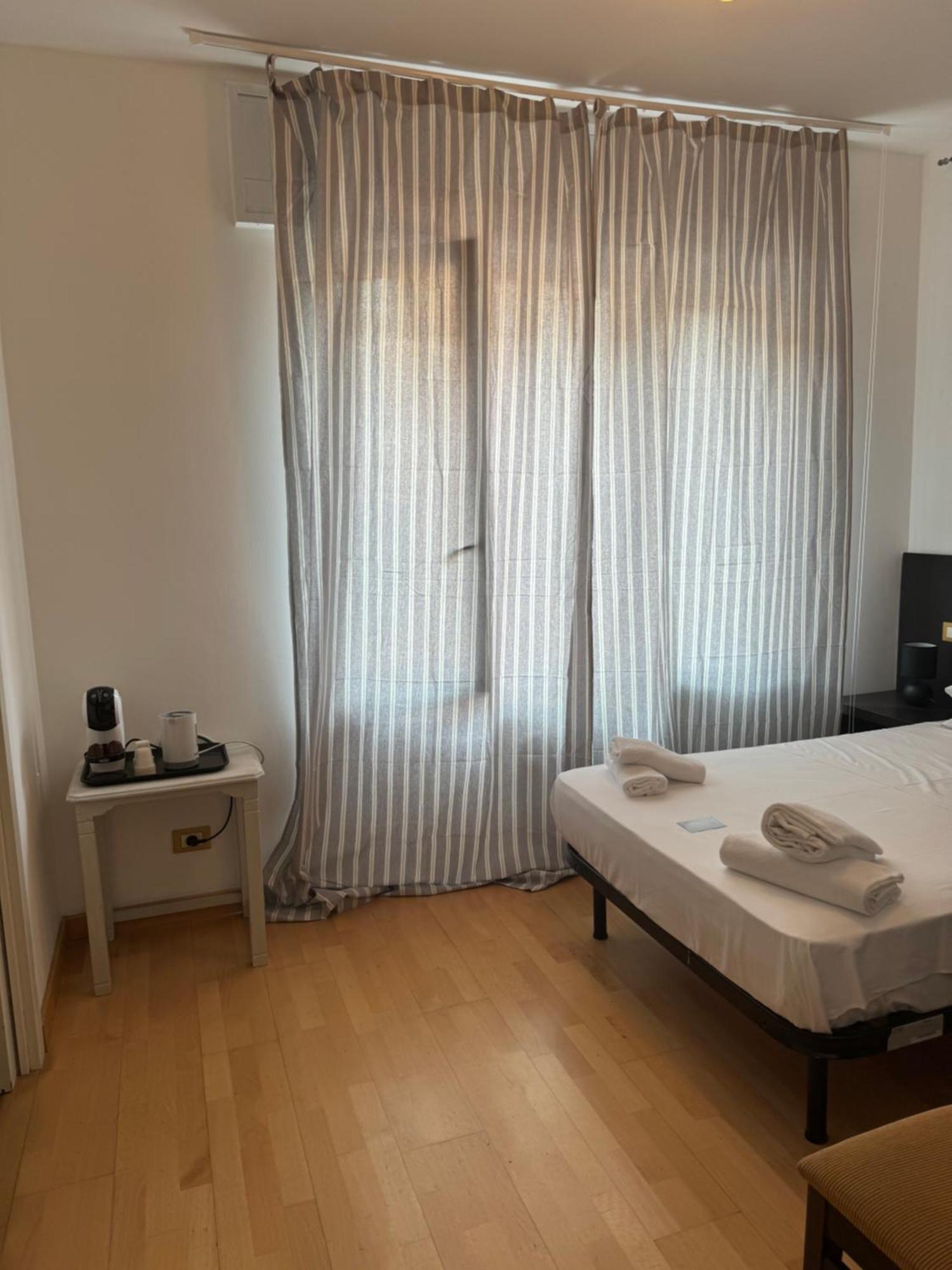 Affitta Camera Appartement Mestre Buitenkant foto